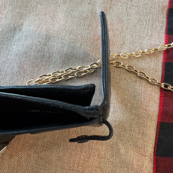 CHANEL CC Logo Leather Bifold Wallet/ - Picture 12 of 16